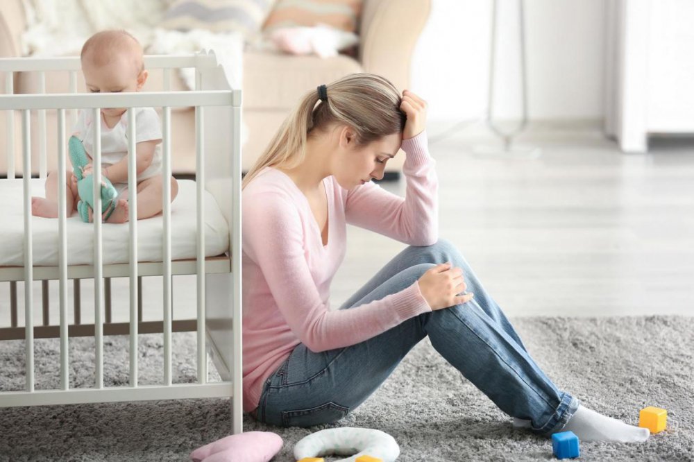 Материнство не в радость. Послеродовая депрессия: почему возникает и как с ней бороться